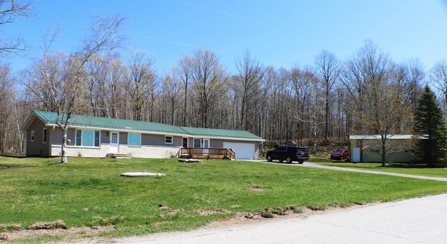 9380 Cemetery ROAD, Brussels, WI 54204