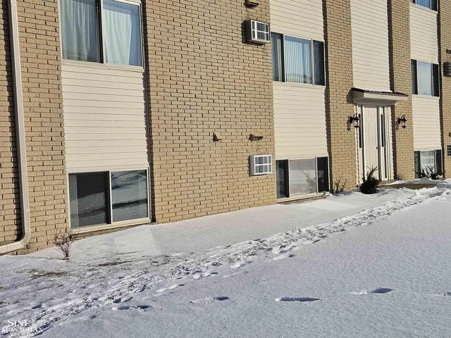 1875 Michigan Ave #F61, Marysville, MI 48040