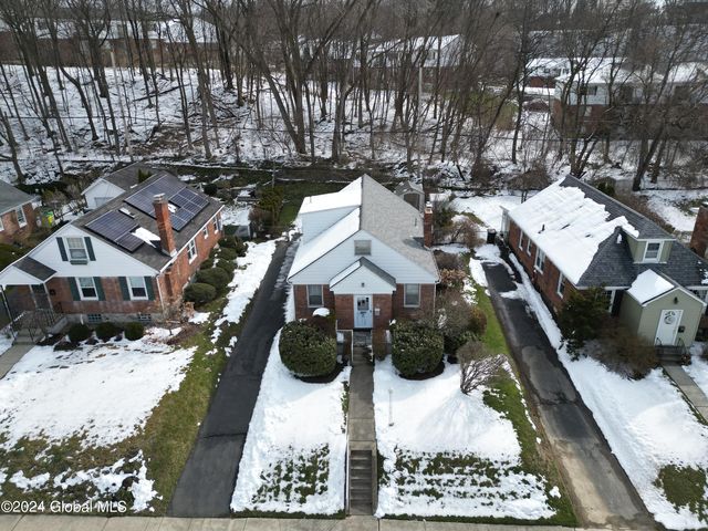 48 Pointview Drive, Troy, NY 12180