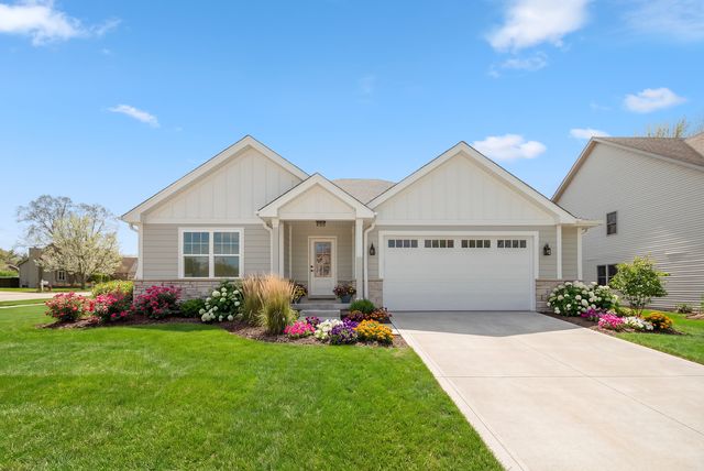 24621 Kaylee St, Shorewood, IL 60404
