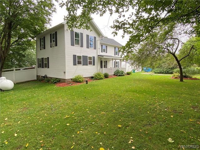 10459 Marble Springs Rd, Delevan, NY 14042