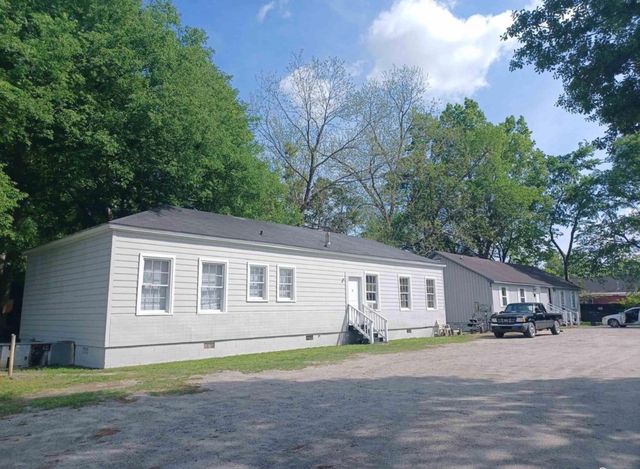 302 Jones Ave #D, Marion, SC 29571