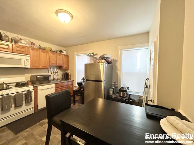 151 E  Cottage St #5, Dorchester, MA 02125