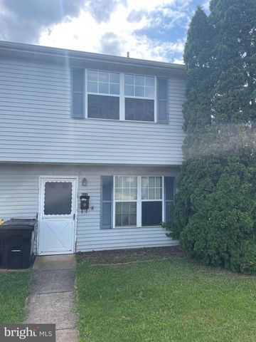 548 Colonial Dr, East Greenville, PA 18041