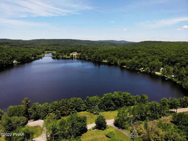 Stockport Turnpike & Como Rd, Lake Como, PA 18437