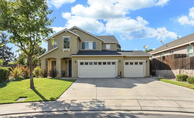 213 River Bend Ln, Waterford, CA 95386