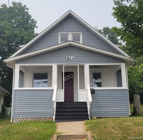914 Middle St, Lansing, MI 48915