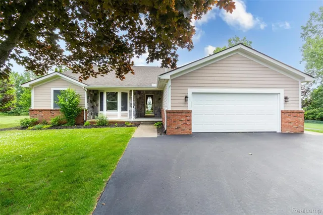 1405 S  Sashabaw Rd, Ortonville, MI 48462