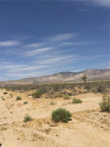 17 0 Olive St, Mojave, CA 93501