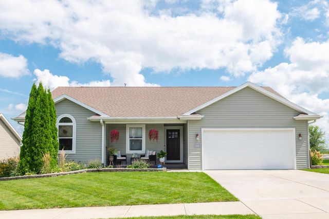 225 South Maple LANE, Whitewater, WI 53190