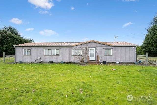 17043 Leitner Road SW, Rochester, WA 98579