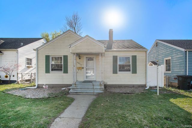 2017 Hollywood Pl, South Bend, IN 46616