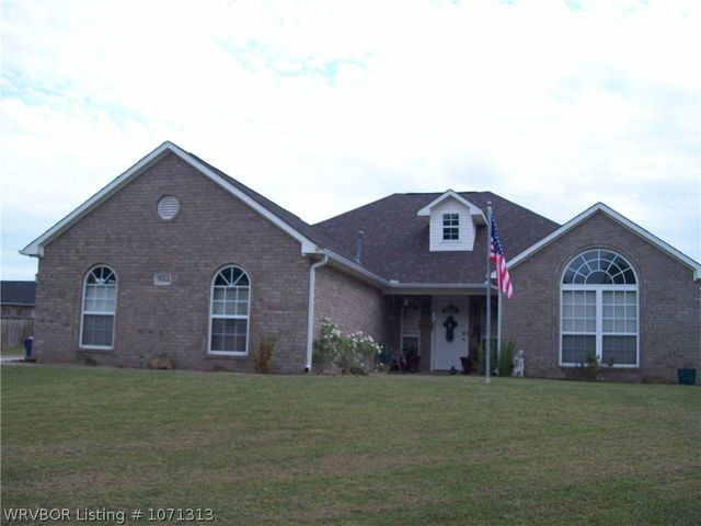504 Chateau Dr, Fort Smith, AR 72908