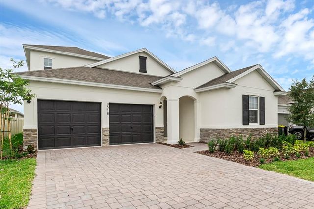 4518 Lions Gate Ave, Clermont, FL 34711
