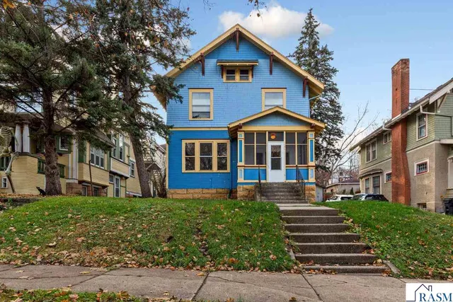 133 Lincoln St, Mankato, MN 56001
