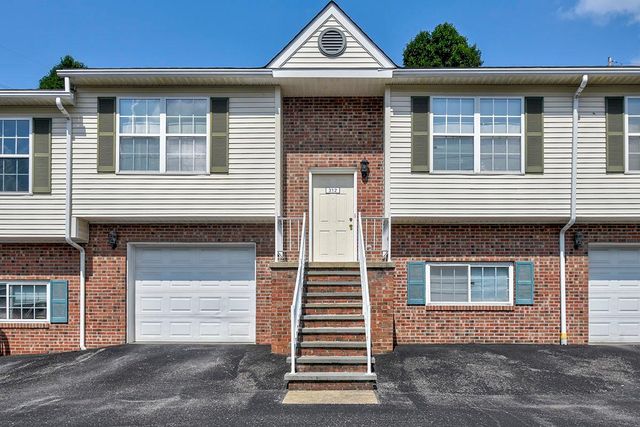 205 Glen Abbey Ln   #218, Morgantown, WV 26508