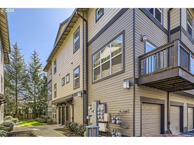 22852 SW Forest Creek Dr #200, Sherwood, OR 97140