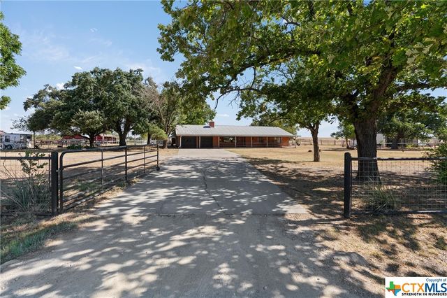 323 County Road 450, Thorndale, TX 76577