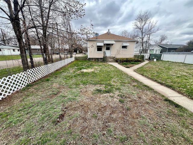 825 3rd Ave SW, Great Falls, MT 59404