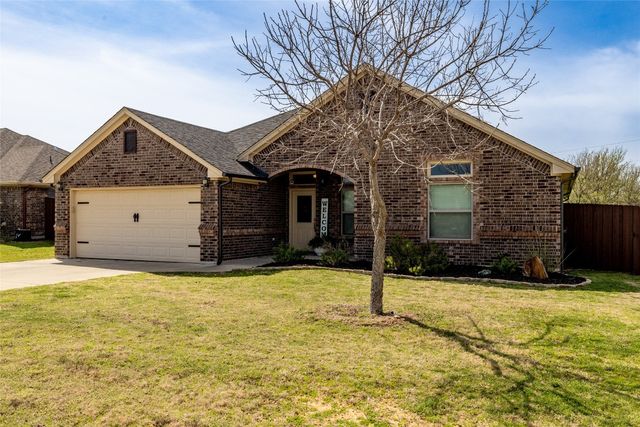 2309 Springhill Ct, Mineral Wells, TX 76067