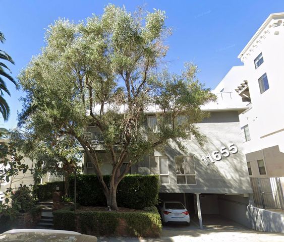 11655 Mayfield Ave #2, Los Angeles, CA 90049
