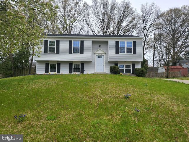 15010 Newcomb Ln, Bowie, MD 20716
