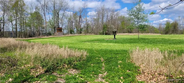 Edwards Ridge Rd, Uhrichsville, OH 44683