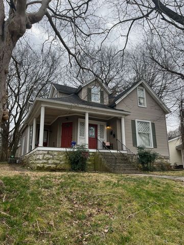 1036 Park St, Bowling Green, KY 42101