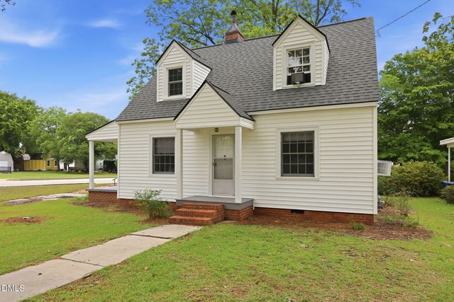 1001 S  9th St, Lillington, NC 27546