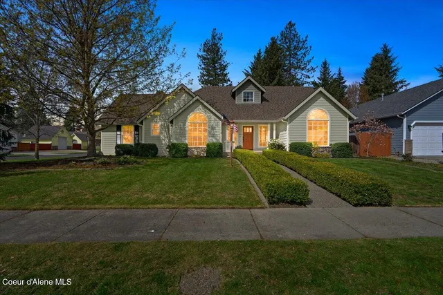 3815 N  Alex St, Coeur D Alene, ID 83815