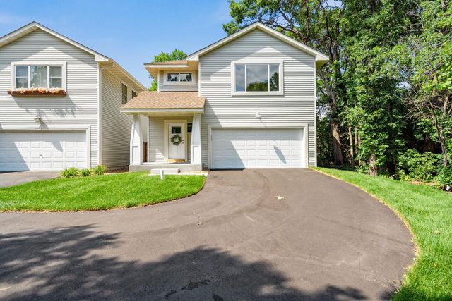 11118 Cottonwood St NW, Coon Rapids, MN 55448