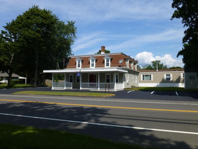 62 Fort Hill Rd, Groton, CT 06340