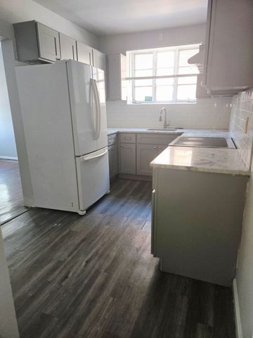 5 N  18th St #15-1A, Allentown, PA 18104