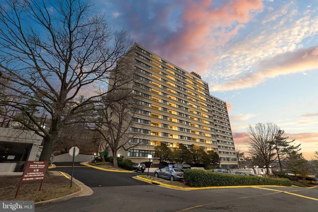 5911 Edsall Rd #904, Alexandria, VA 22304