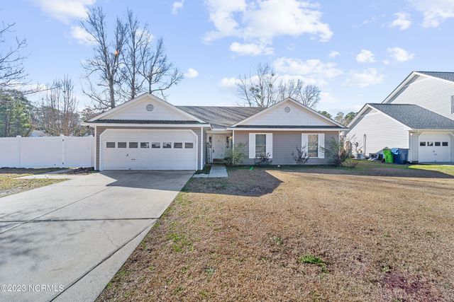 101 S  Forest Dr, Havelock, NC 28532