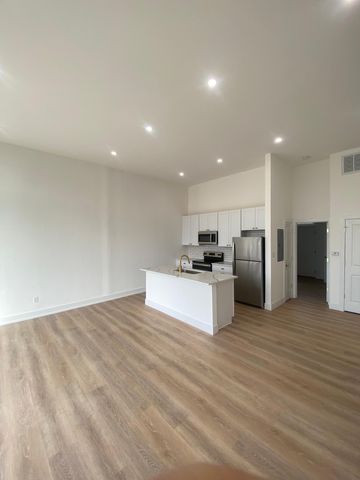 2510 Sutton Blvd, Saint Louis, MO 63143