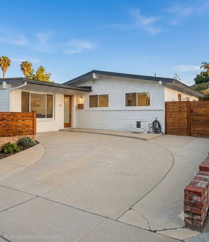 4822 Chateau Dr, San Diego, CA 92117
