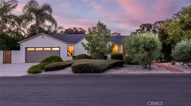 12705 Sarah St, Studio City, CA 91604