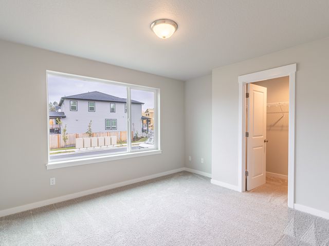 18615 NE 44th Ave, Vancouver, WA 98686