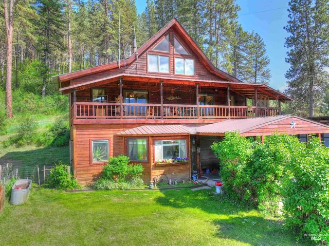 28 Meadow View Rd, Garden Valley, ID 83622