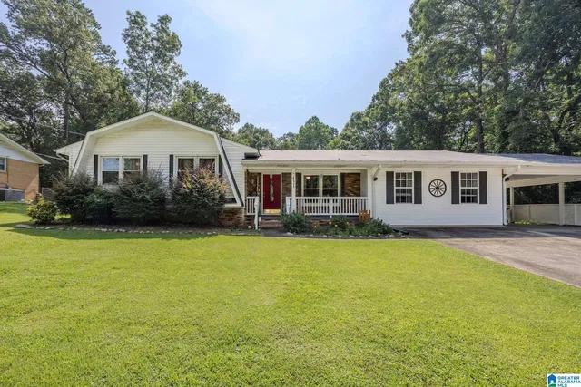 431 Terry Rd, Anniston, AL 36207