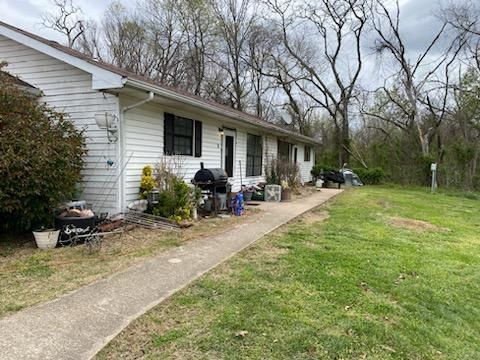 10456 East State Highway 76, Forsyth, MO 65653