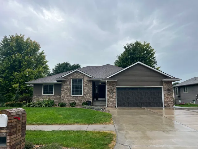 1638 Hackberry Dr, Norfolk, NE 68701