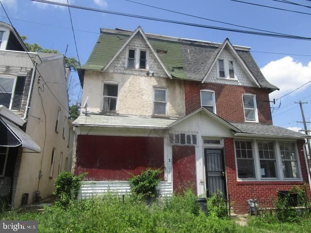 2208 W  3rd St, Chester, PA 19013