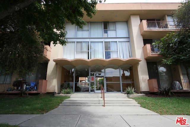 855 Victor Ave #207, Inglewood, CA 90302