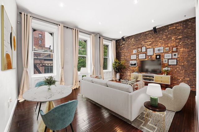 324 E  50th St #4D, New York, NY 10022