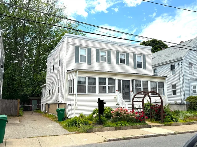 33 Winchester St, Medford, MA 02155