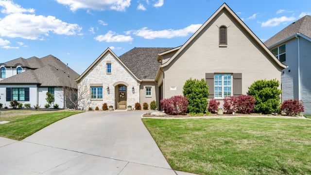 700 Tallgrass Dr, Aledo, TX 76008