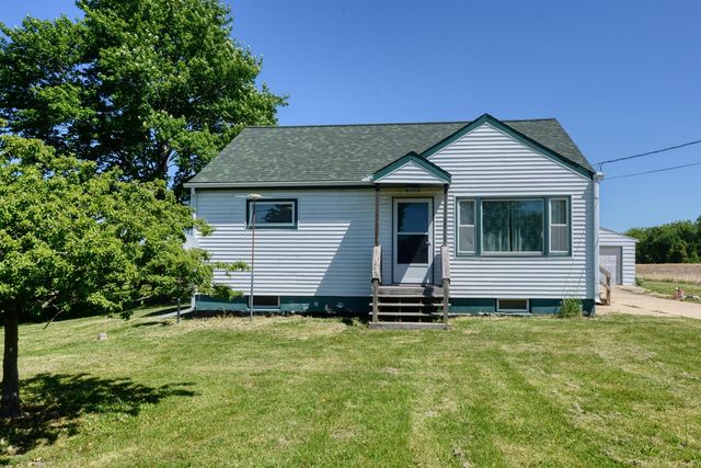 761 W  Warren Woods Rd, Galien, MI 49113