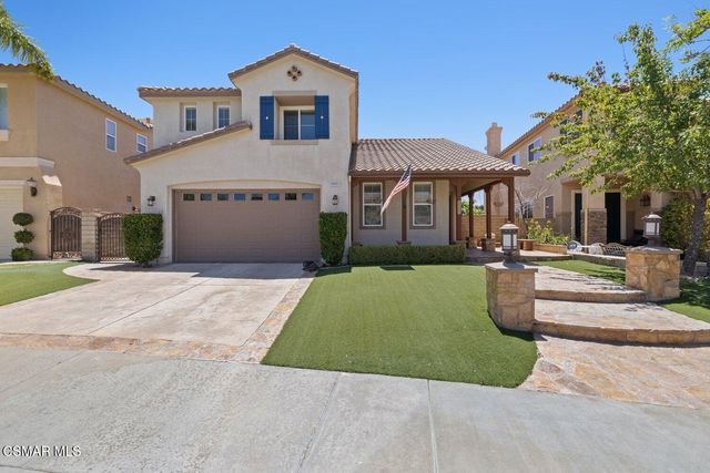 17114 Crest Heights Dr, Santa Clarita, CA 91387